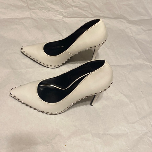 Wild Diva Lounge Pyramid Studs Chunky Heel